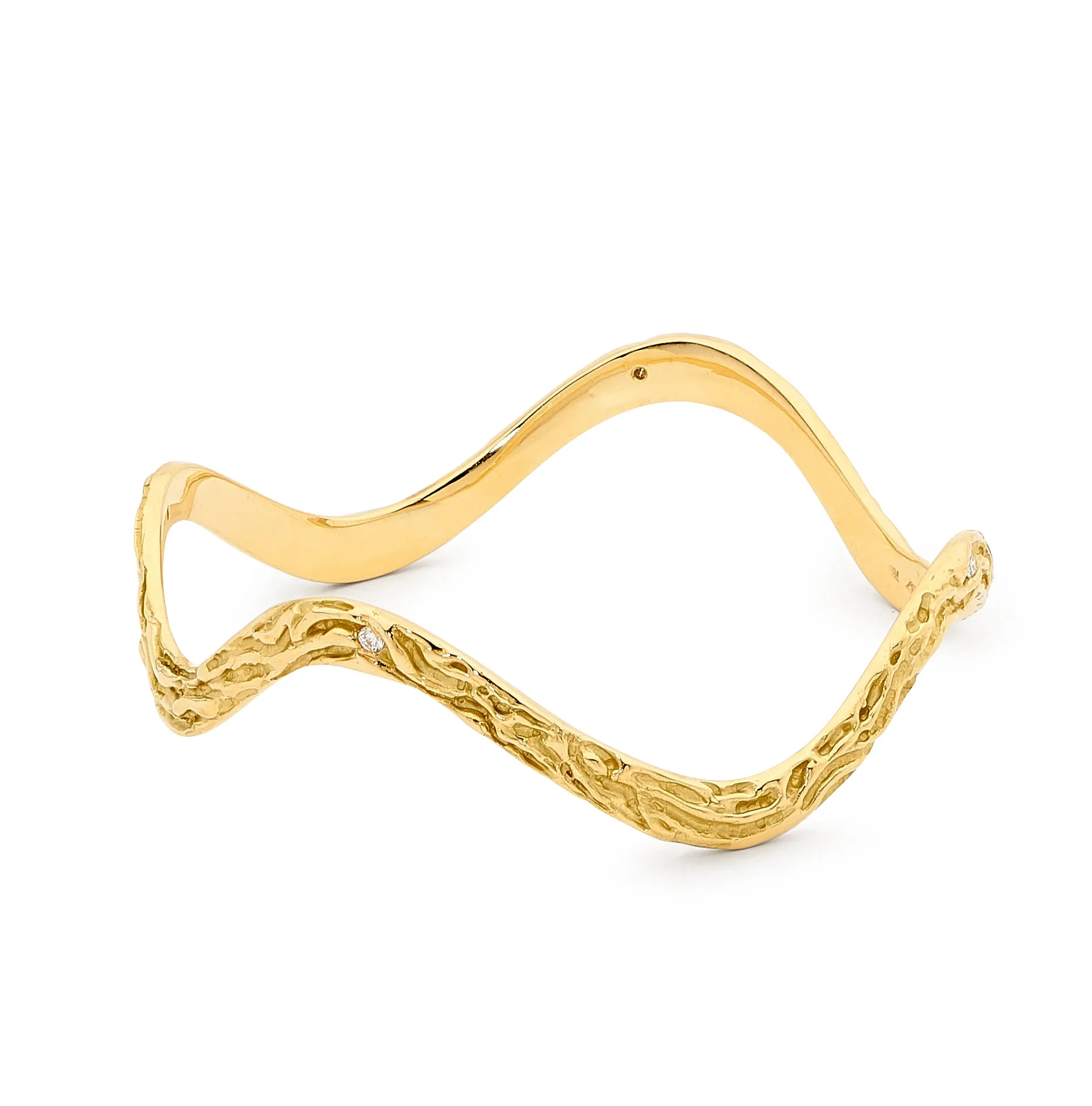 18ct Yellow Gold Textured Wave Bangle