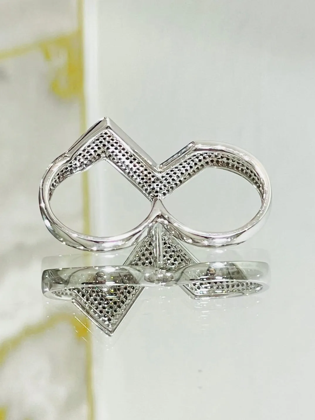 AS29 18k Gold 'Arrow' Diamond Two Finger Ring