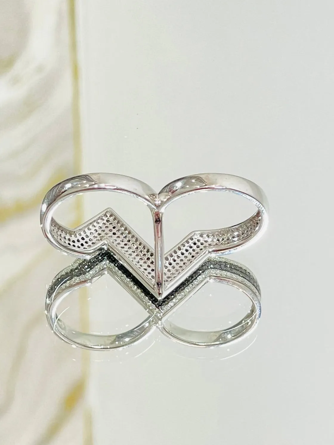 AS29 18k Gold 'Arrow' Diamond Two Finger Ring