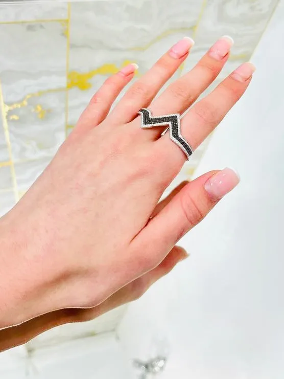 AS29 18k Gold 'Arrow' Diamond Two Finger Ring