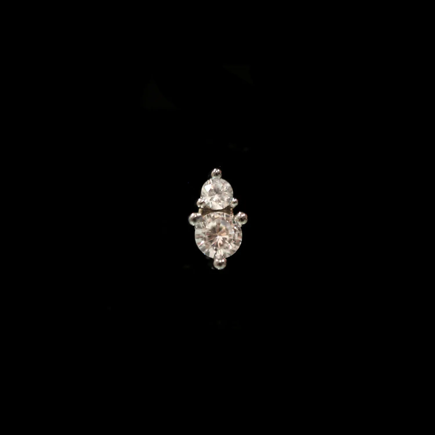 CZ DROPLET NOSE STUD