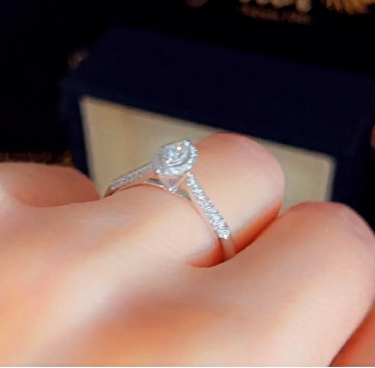 Diamond  engagement ring