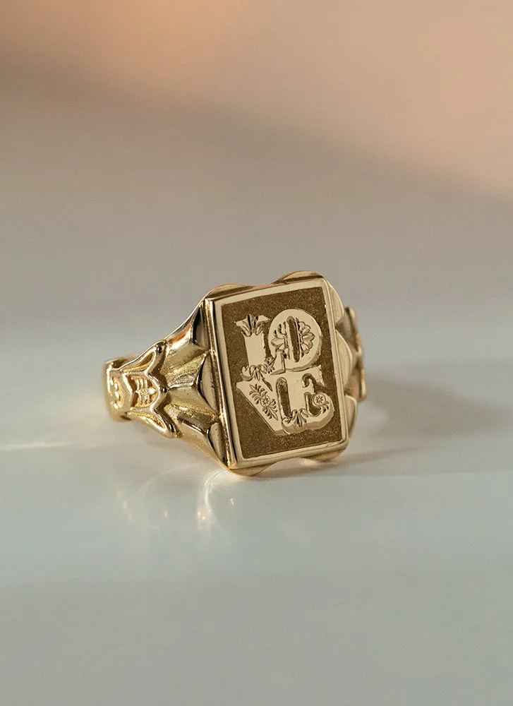 Freya love signet ring 14k gold