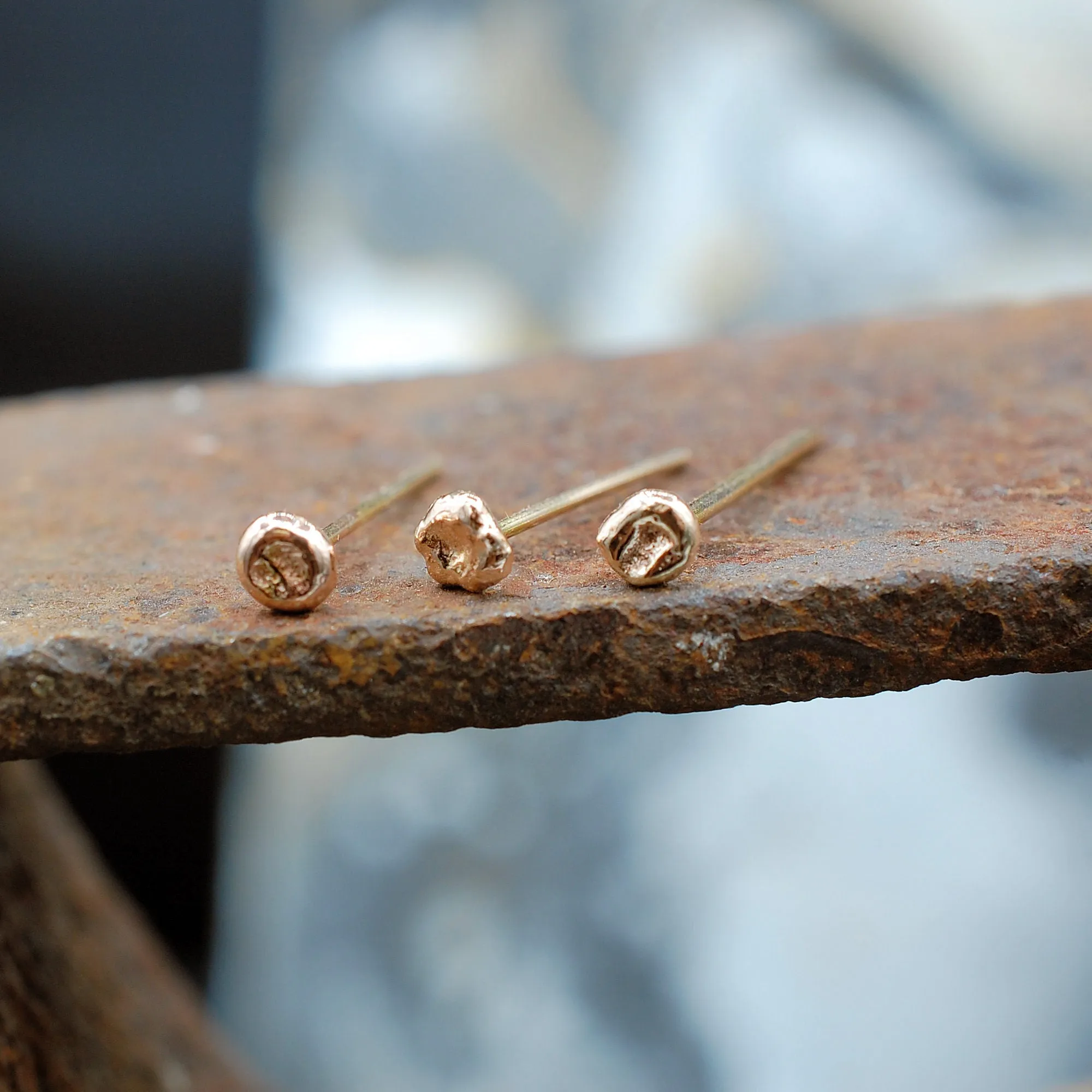 Gold Nugget Nose Stud