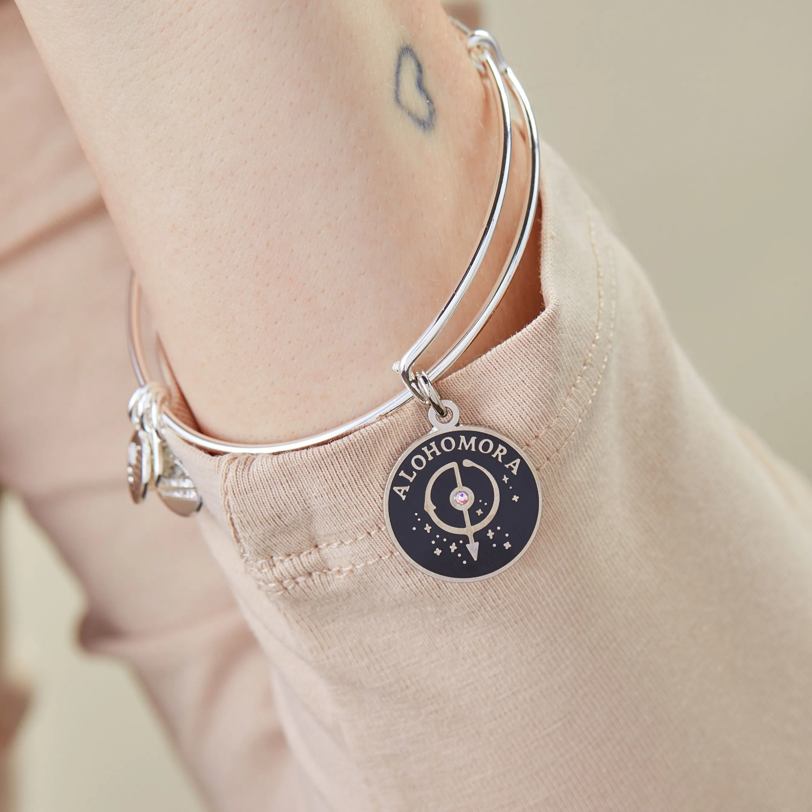 HARRY POTTER 'Alohomora' Charm Bangle Bracelet