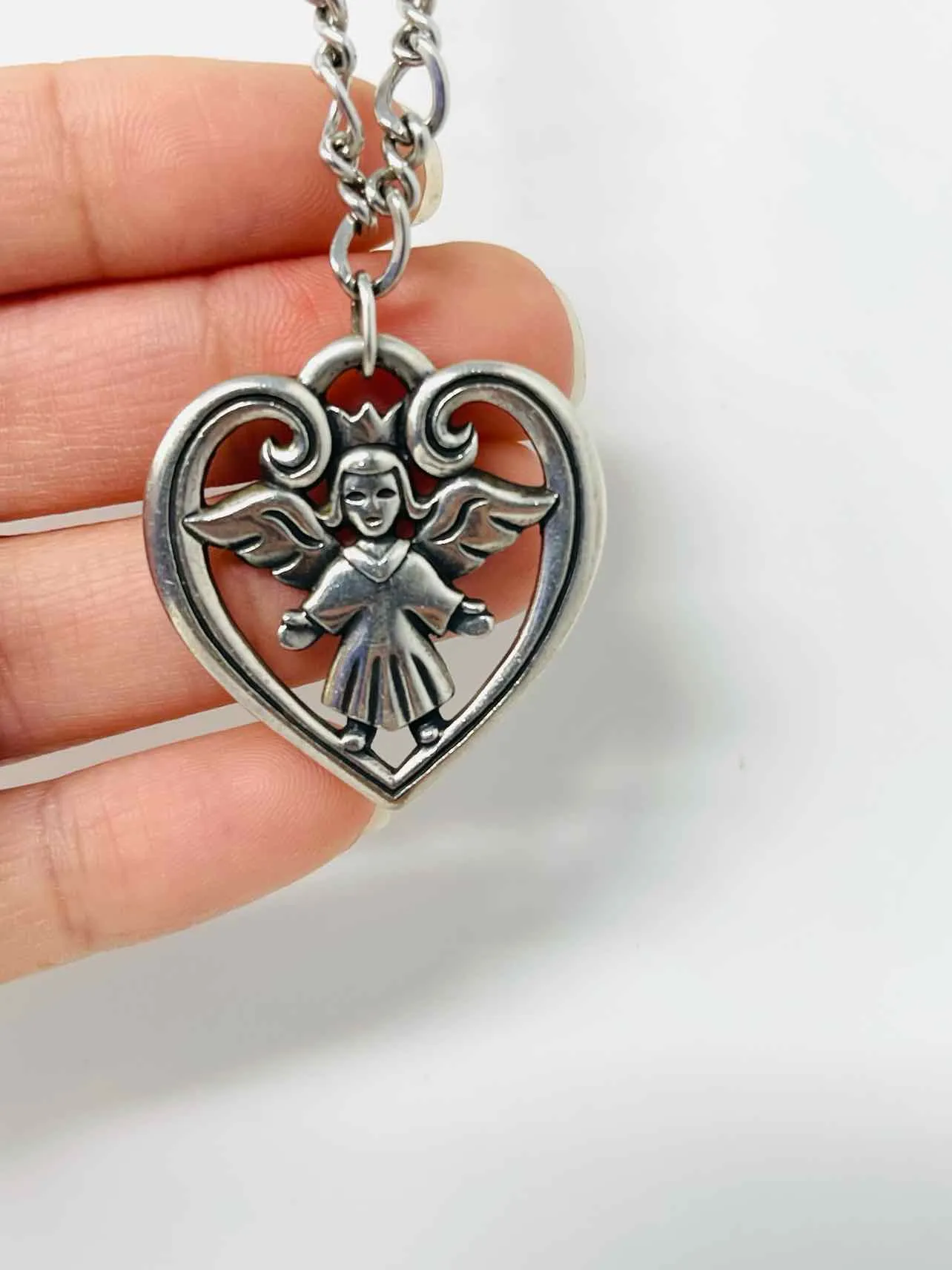 James Avery Silver Heart Sterling Silver Retired Jewelry Necklace