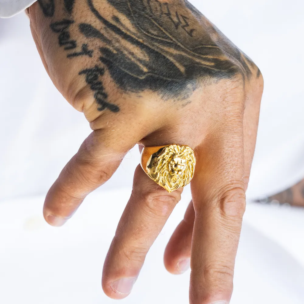 Lion Signet Ring - Gold