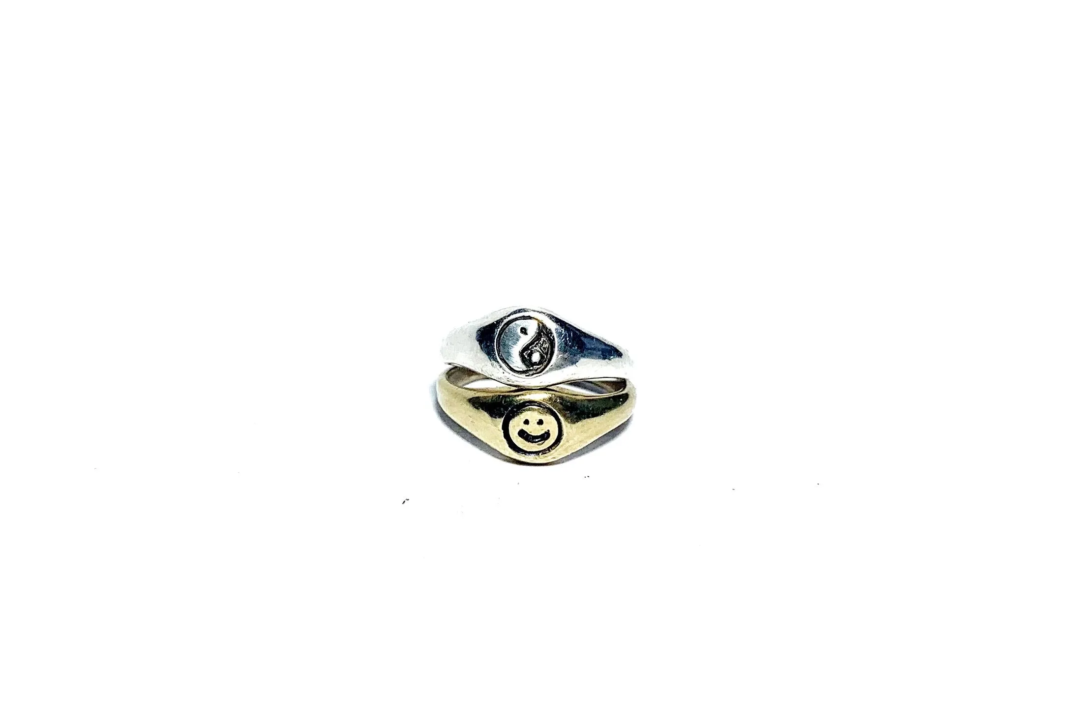 Mini Smiley Signet Ring