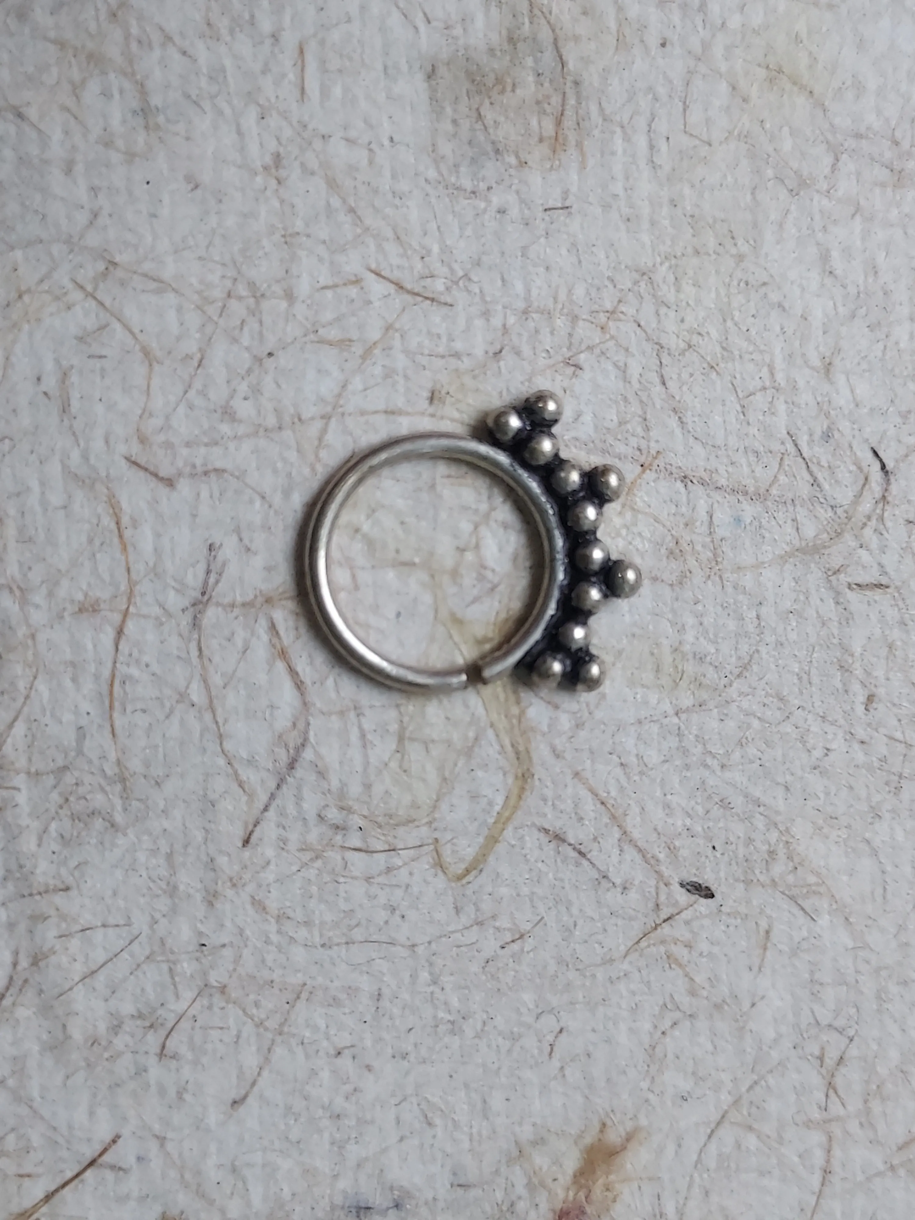 Certainly! Heres an optimized and enhanced title for the product:

Stylish Bohemian Nomadic Nose Ring with Intricate Design