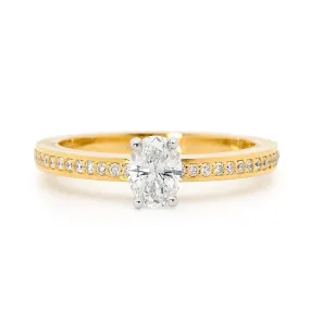 Oval Cut Diamond Engagement Ring