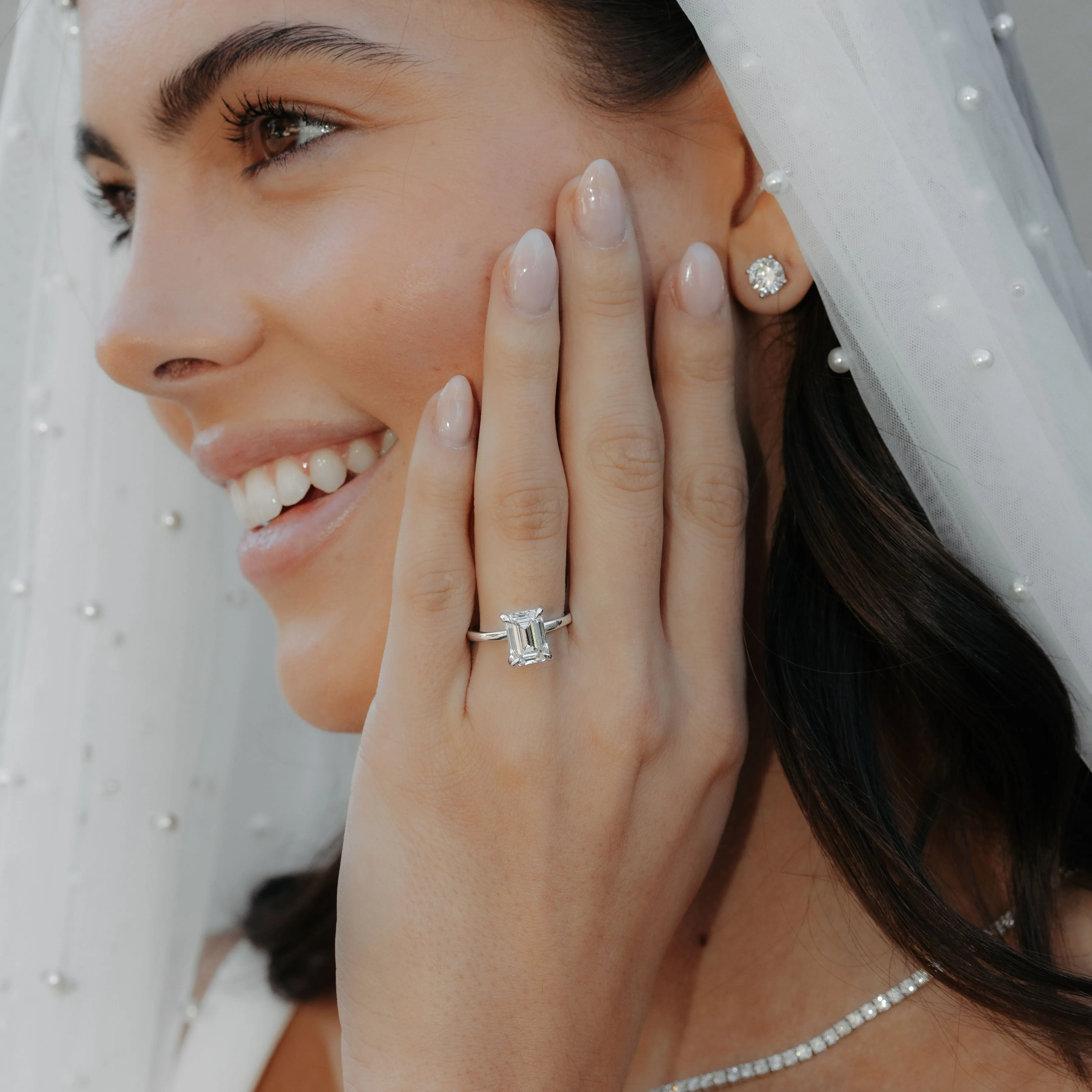 Preset 3.27CT Emerald Lab Grown Diamond Engagement Ring