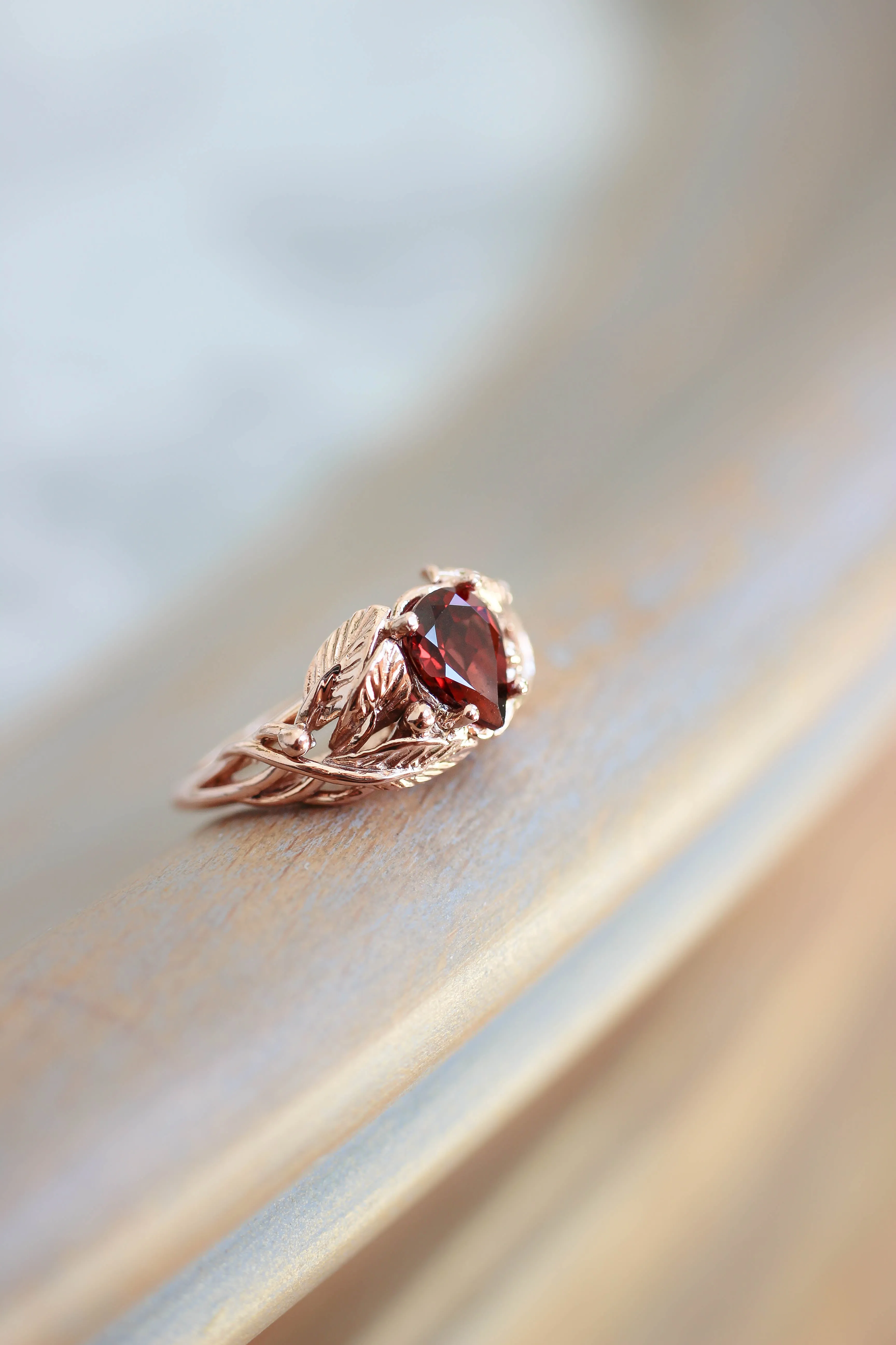 Red garnet engagement ring, leaves ring / Viola