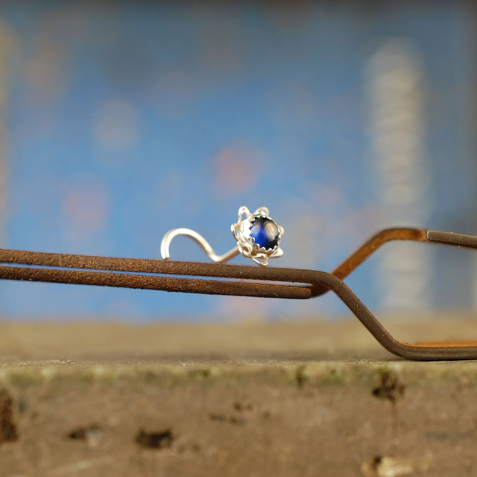 Sapphire Flower Nose Stud