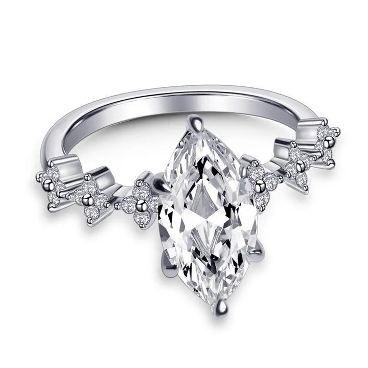 Shape of Flower Marquise Cut Engagement Ring