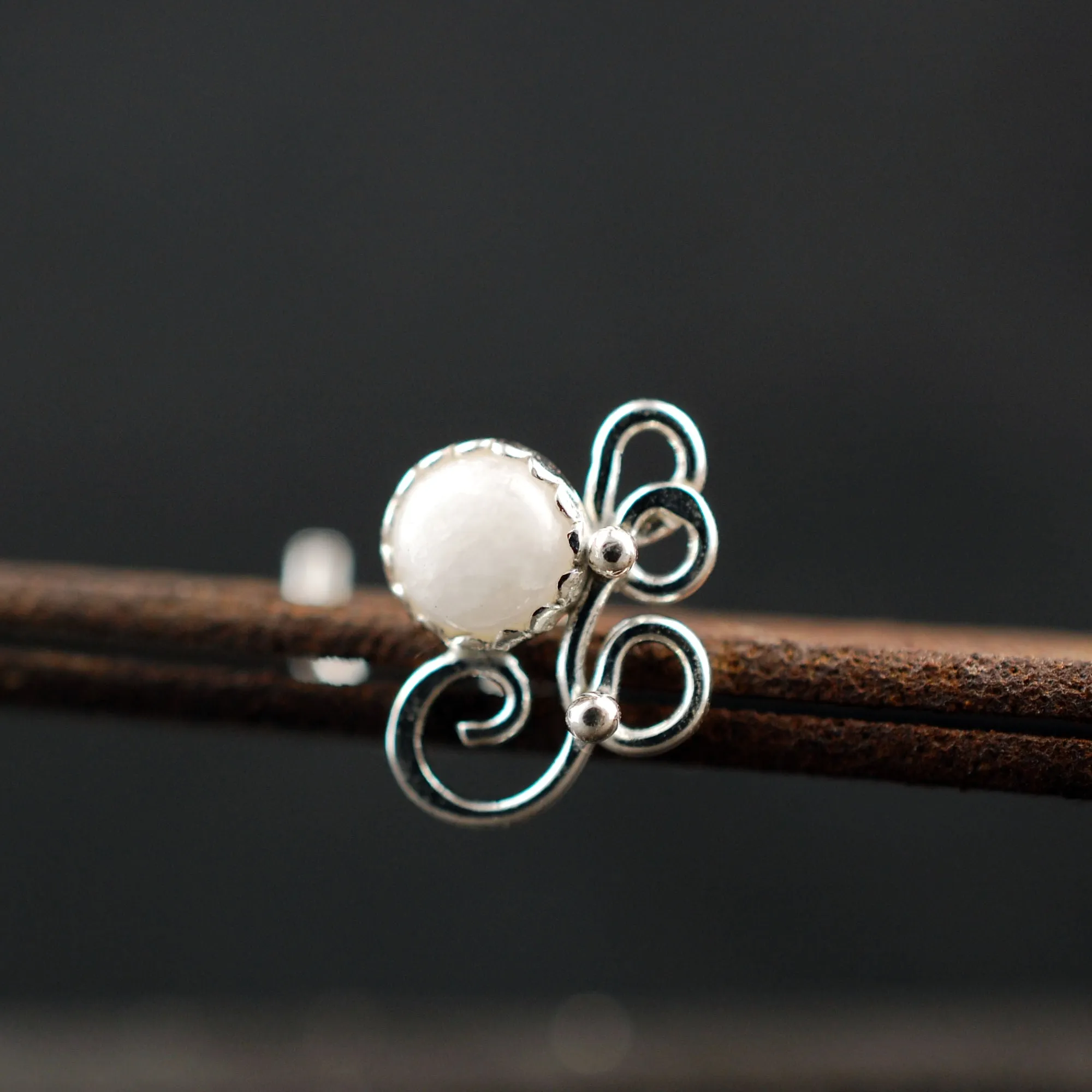 Swirls of Silver Nose Stud