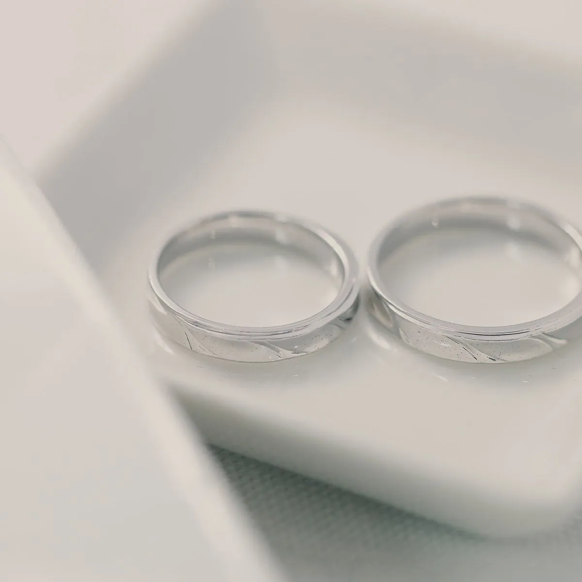 Unique Couple Wedding Ring Set - WM53