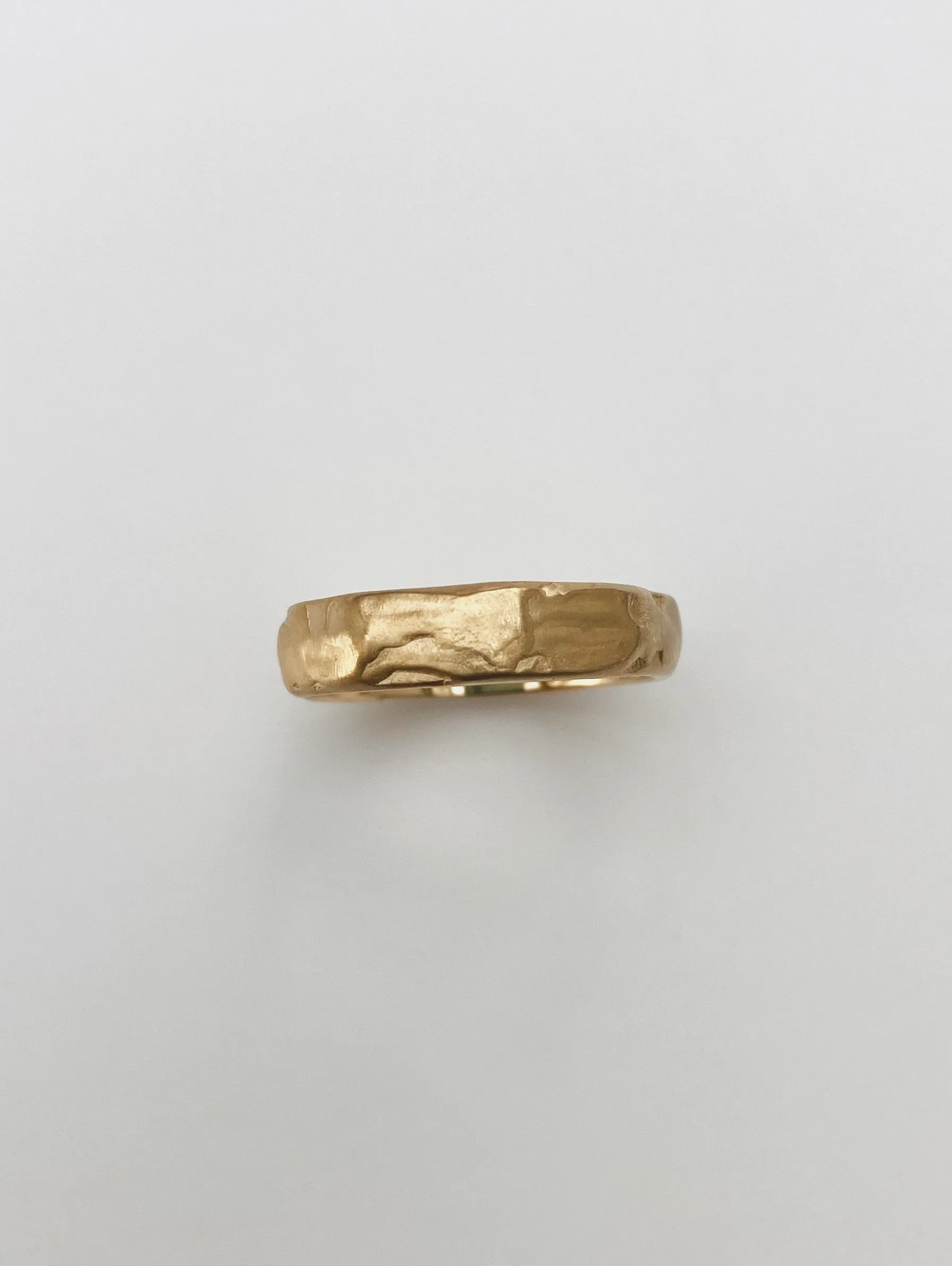 Wedding Ring 18 karat gold VI 4 mm